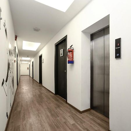 Collection O Townhouse 069 Hotel Gurgaon Exterior photo